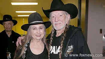 Willie Nelson's sister Bobbie dead at 91