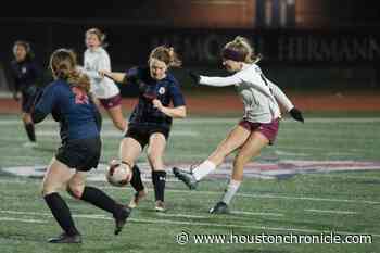 Girls’ soccer: Pearland nips Dawson, 2-0, for district title - Houston Chronicle