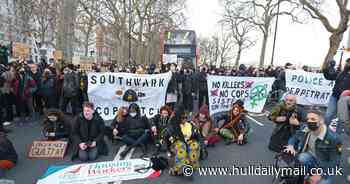 1,000 protestors sound rape alarms in Westminster march against 'rotten' Met - Hull Live