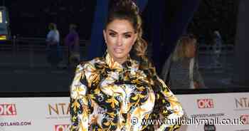 Katie Price charging fans £80 for classes to recreate makeup look - Hull Live