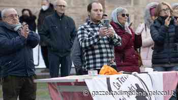 Modena. Il carcere in piazza, mentre i filo-Putin incassano tante critiche - La Gazzetta di Modena