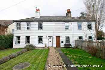 Zoopla houses for sale Orpington: Movie-like dreamy cottage