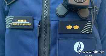 Inspecteurs van politiezone Deinze-Zulte-Lievegem lopen voortaan rond met bodycam: “Geweld tegen politie terugdringen” - HLN.be