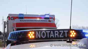 Mühldorfer (17) stürzt mit Motorrad fünf Meter die Böschung hinab