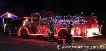 Thousands of people attend Port Colborne's first-ever Reverse Lighted Santa Claus Parade - Welland Tribune