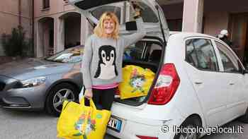 Il porta a porta di Argia che ritira in tutta Trieste le donazioni per Kiev - Il Piccolo