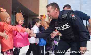 Smiths Falls police officer, Const. Aaron Tompkins, nominated for hero award - Ottawa Valley News