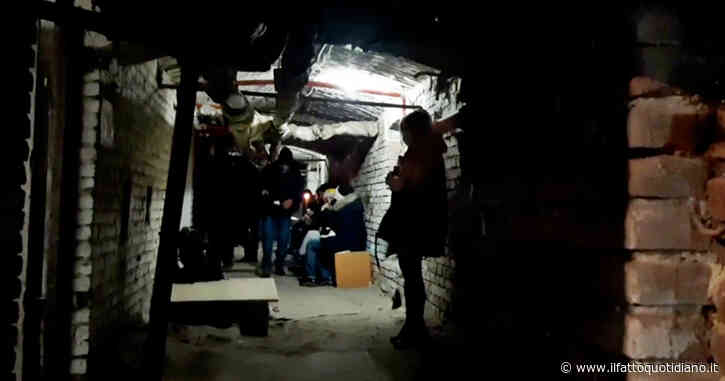 Guerra Russia-Ucraina, dentro il rifugio antiaereo di Leopoli: il timore dei cittadini per i bombardamenti – Video