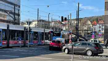 Verkehrslage Ulm: Staus wegen Baustelle auf Ludwig Erhard Brücke - SWR Aktuell