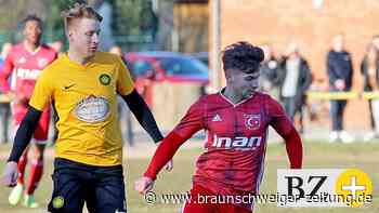 Zwei unnötige Strafstöße werfen Türk Gücü aus der Bahn