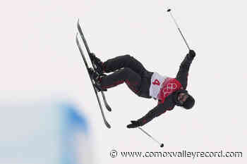 Comox-raised freestyle skier Cassie Sharpe qualifies for Olympic women’s halfpipe final - Comox Valley Record