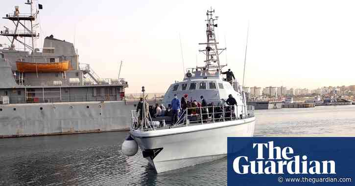 At least 19 migrants missing after boat capsizes off coast of Libya