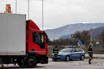 Superstrada Avezzano-Sora: lite tra camionisti, ferito un poliziotto - SITe.it