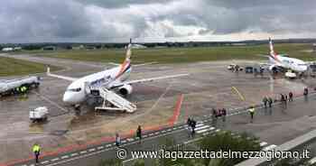 Taranto, l'aeroporto di Grottaglie resta fermo sulla pista - La Gazzetta del Mezzogiorno