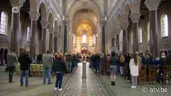 Sint-Michielskerk in Antwerpen gooit poorten open voor Oekraïense gelovigen - ATV