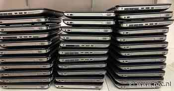 Stad schenkt 150 laptops aan digibank | Antwerpen | pzc.nl - PZC