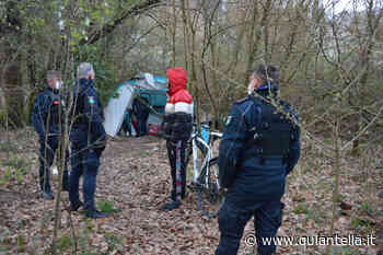 Blitz all'alba: scovato irregolare senza documenti con coltelli e 4 cellulari (fotogallery) - QuiAntella.it