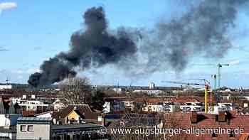 Starke Rauchentwicklung bei Brand in Kriegshaber: Feuerwehr warnt Anwohner