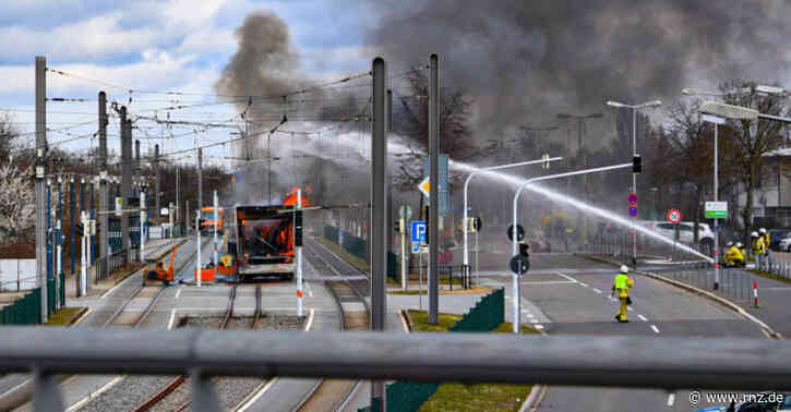 Mannheim:  Brennender Lastwagen drohte zu explodieren (Fotogalerie)