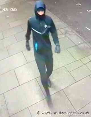 CCTV appeal after £100 stolen from shop in Potters Bar