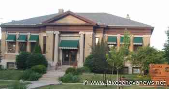 Whitewater Arts Alliance exhibit features artists who love doing what they do - Lake Geneva Regional News