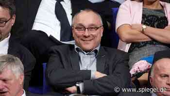 Am ersten Arbeitstag von Jens Maier: Landgericht eröffnet Disziplinarverfahren gegen rechtsextremen Richter - DER SPIEGEL