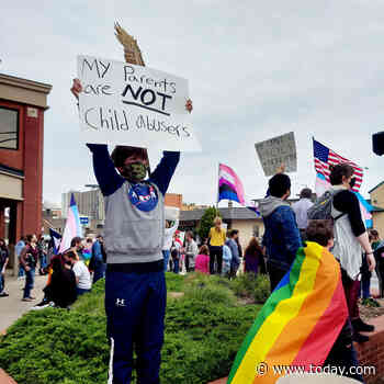 Mom of transgender child under investigation in Texas speaks out: ‘Done nothing wrong’