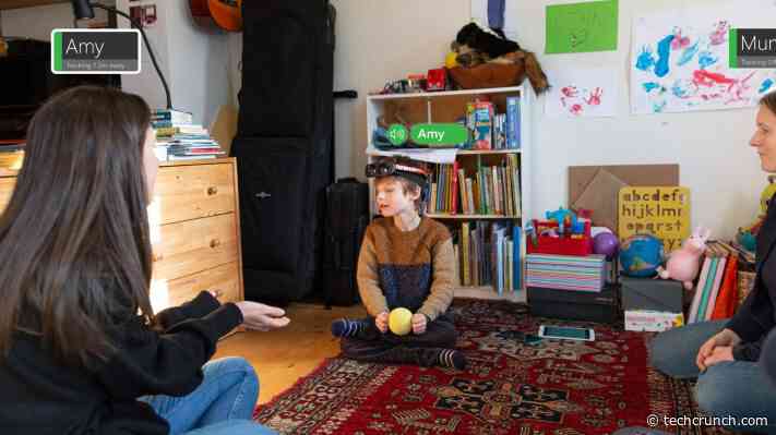 Microsoft’s PeopleLens project helps blind kids learn social cues in conversation