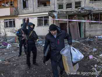 Fuga dall'inferno di Mariupol. Ma i negoziati restano in salita