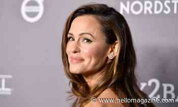 Parks and Rec star Adam Scott reveals 'ridiculous' treatment with Jennifer Garner on set - HELLO!