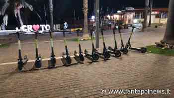 Crotone: Il mistero del servizio dei monopattini elettrici. Non pagano la sosta ma incassano soldi... - Fantapol News