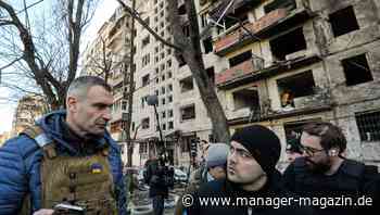 Ukraine-Newsblog: Bomben auf Kiew ++ Vitali Klitschko verhängt Ausgangssperre ++ 3 Regierungschefs reisen trotzdem hin ++