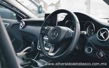 Vuelca vehículo en Macuspana por ir a exceso de velocidad - El Heraldo de Tabasco