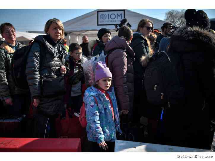Barutciski: 'Temporary protection' for Ukrainian refugees in Canada needs to be clarified