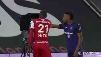 Van Wijk na VAR-fase in Zulte Waregem-Anderlecht: "Het moet echt een keer stoppen" - sporza.be