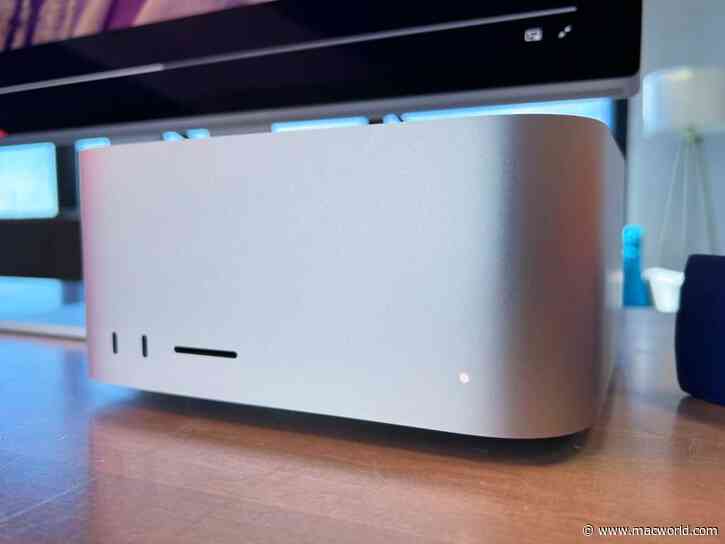 Why does Apple hate its pro devices so much?