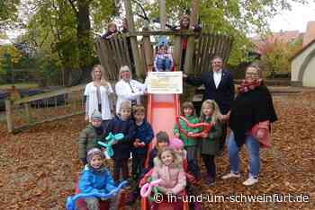 2100 Euro für die Kita Kastanienhof: dm-Markt Volkach spendet Ergebnis der Kassenaktion mit Bürgermeister Heiko Bäuerlein - SW1.News