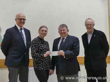 Choir donates £1,000 to Farnham Hospital - In Your Area