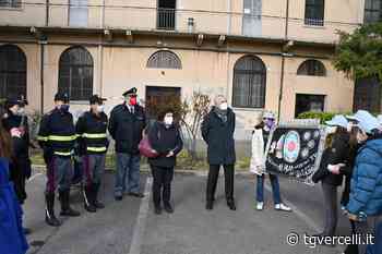 Gli studenti dell'Istituto Comprensivo “Ferrari” di Vercelli visitano la Questura - tgvercelli.it