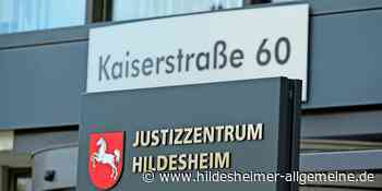 Ex-Verlobten in Hildesheim vor dem BK mit Auto gerammt – vor Gericht schweigt die Angeklagte - www.hildesheimer-allgemeine.de