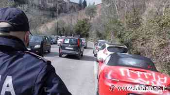 Siena, Porsche con targa russa vandalizzata - LA NAZIONE