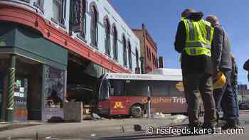 UMN bus crashes into West Bank's Acadia Cafe; no injuries reported