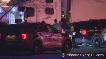 Shoplifting suspects ram 5 police squad cars in St. Louis Park