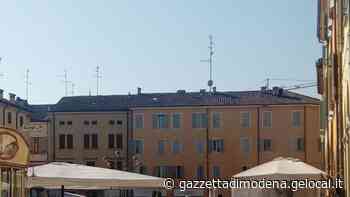 Carpi. Piazza Garibaldi “Tendone” modificato Adesso è regolare - La Gazzetta di Modena