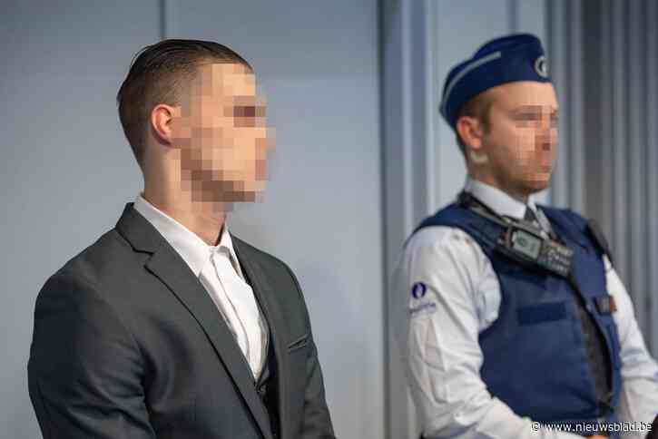 Twintiger liet Raymond (75) voor dood achter en ging hamburger eten: roofmoord op parking ziekenhuis voor assisen