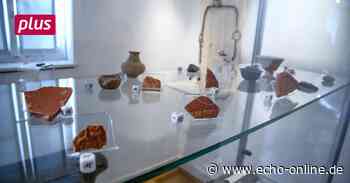 Trebur: Scherben mit Ornamentik und Miniaturfigur - Echo Online