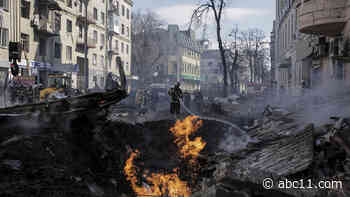 Russia steps up bombardment of Ukraine while leaders signal some optimism for talks to end war