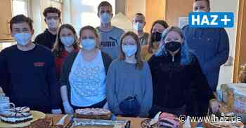 Pattensen Hemmingen: Jugendliche nehmen mit Kuchen Geld für Ukraine ein - HAZ