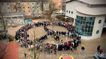 Neu-Ulm: Von Weißenhorn bis Neu-Ulm: sichtbare Bekenntnisse für Frieden und Freiheit | Neu-Ulmer Zeitung - Augsburger Allgemeine