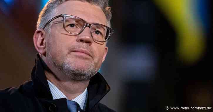 Staatssekretär greift Ukraine-Botschafter an – löscht Tweet